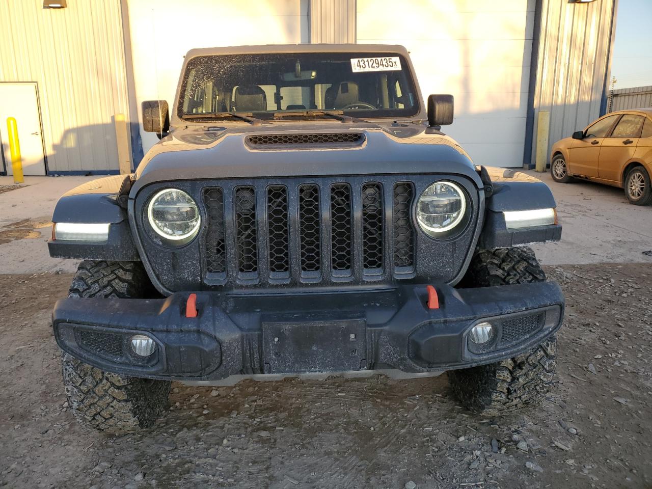 2021 Jeep Gladiator - Image 5