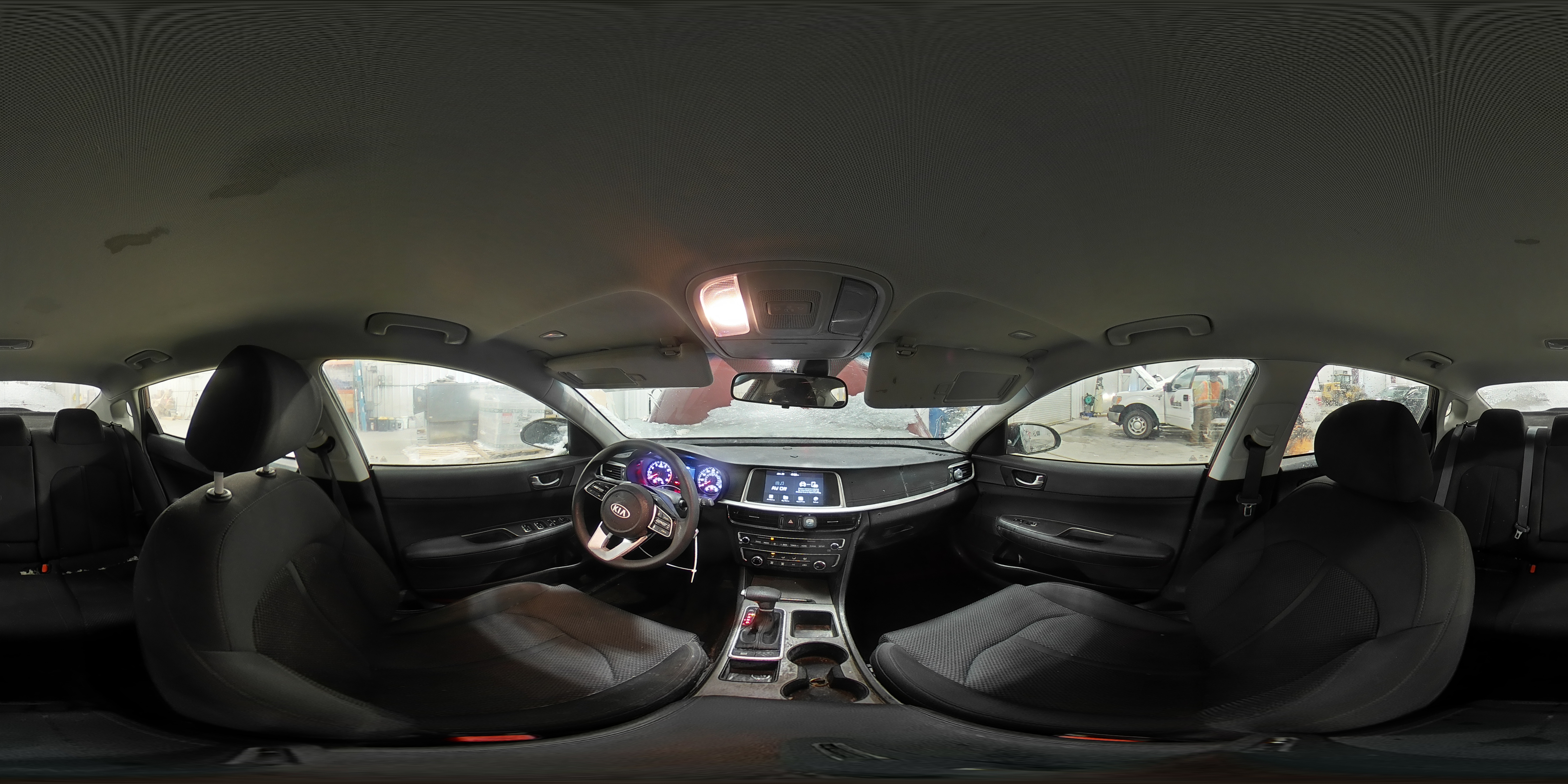 2020 Kia Optima - Image 13