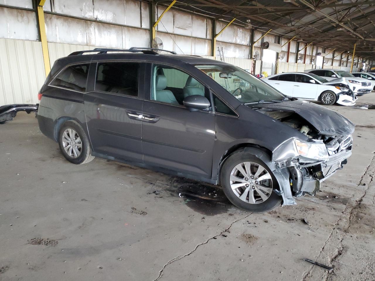 2015 Honda Odyssey - Image 4