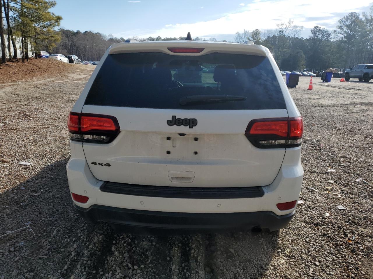 2016 Jeep Grand Cherokee - Image 6