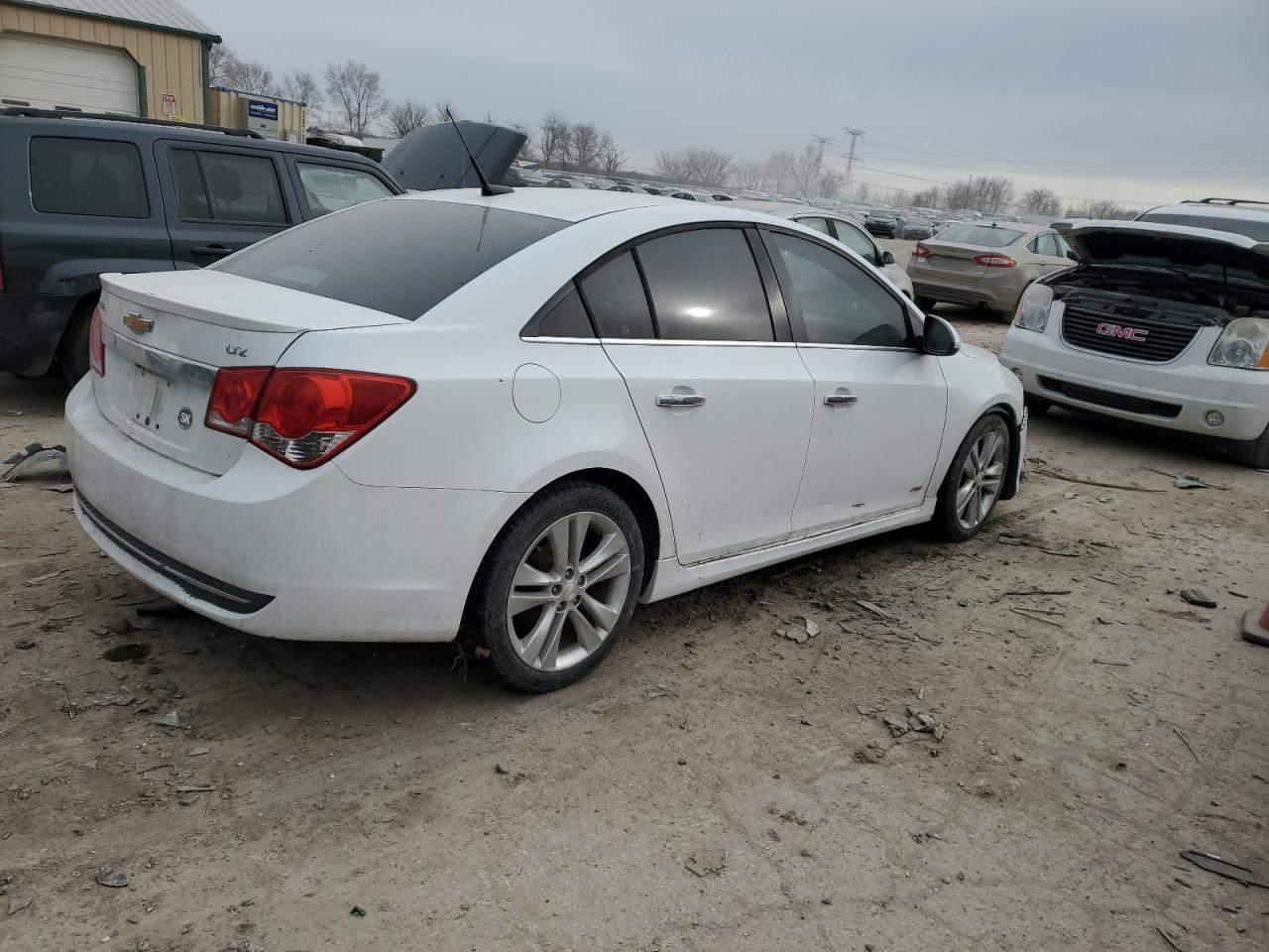 2014 Chevrolet Cruze - Image 3