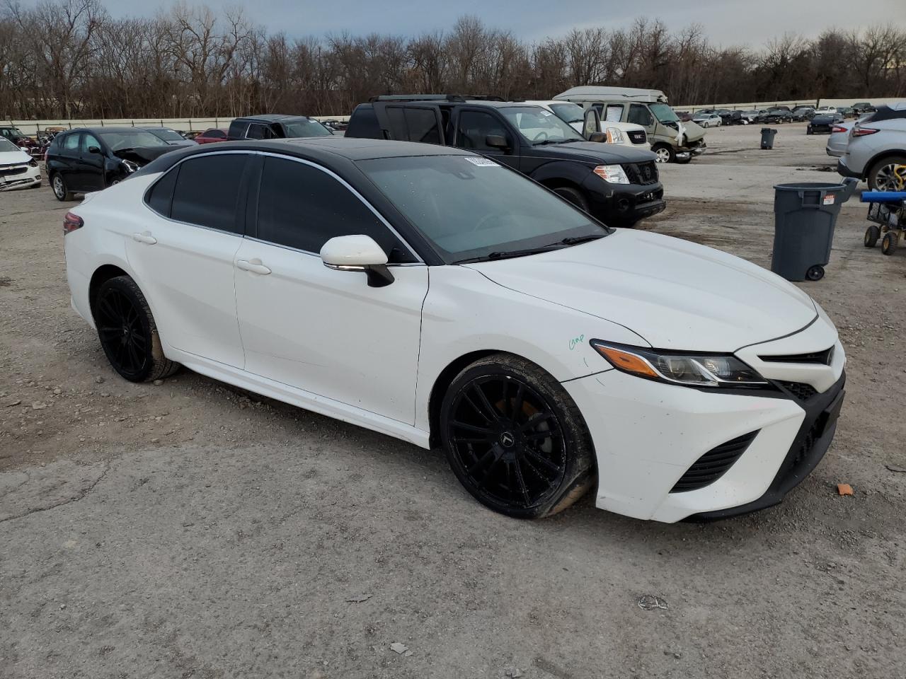 2018 Toyota Camry - Image 4