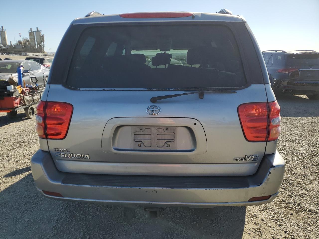 2002 Toyota Sequoia - Image 6
