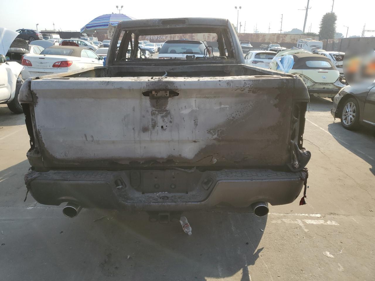 2015 RAM 1500 - Image 6