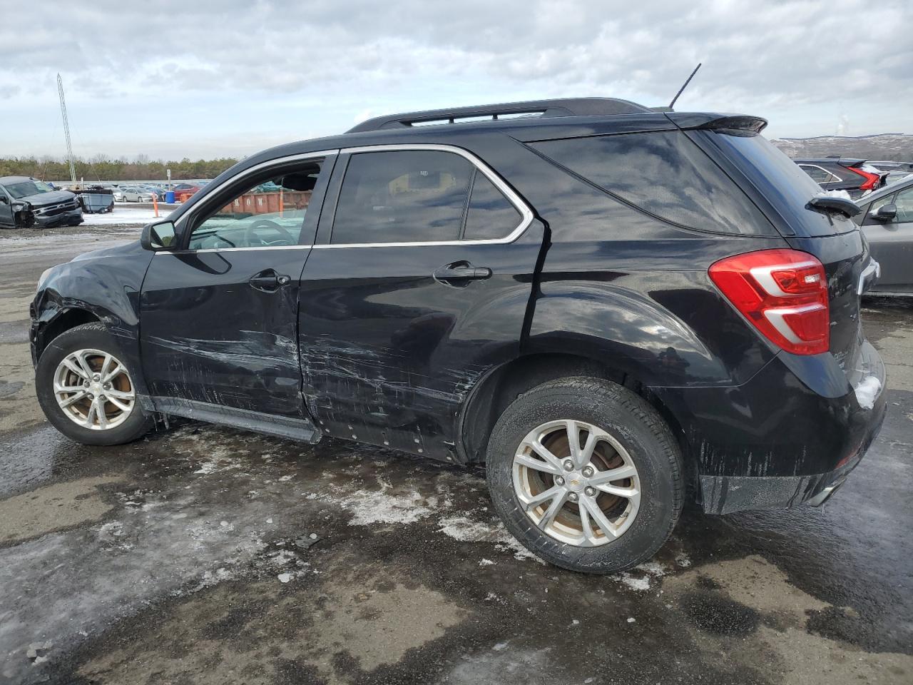 2016 Chevrolet Equinox - Image 2