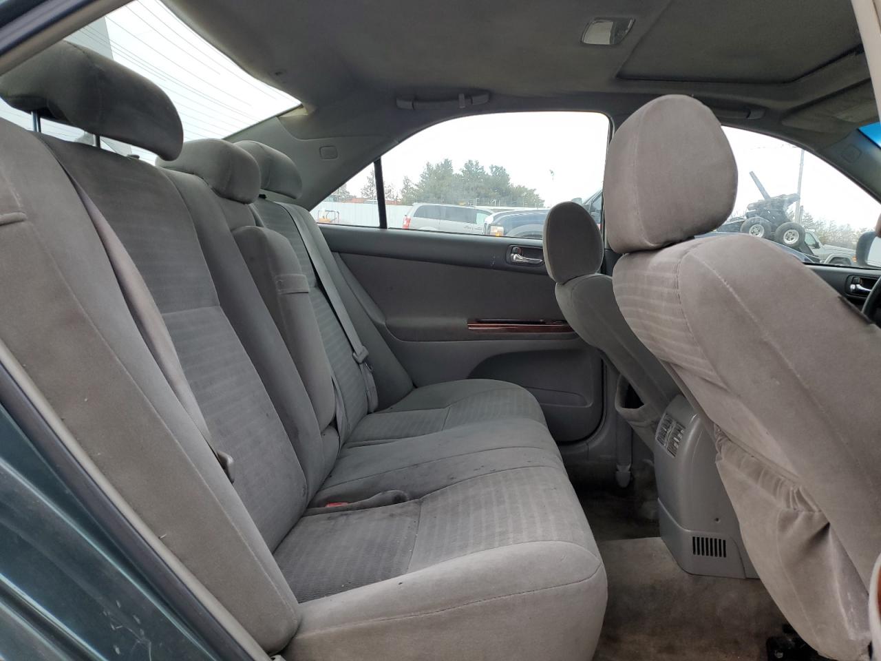 2005 Toyota Camry - Image 10