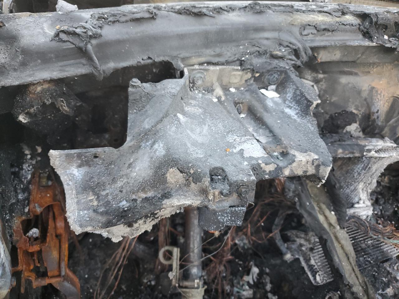 2012 Jeep Grand Cherokee - Image 9