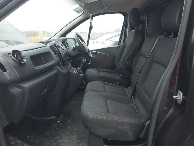 2018 VAUXHALL VIVARO 270