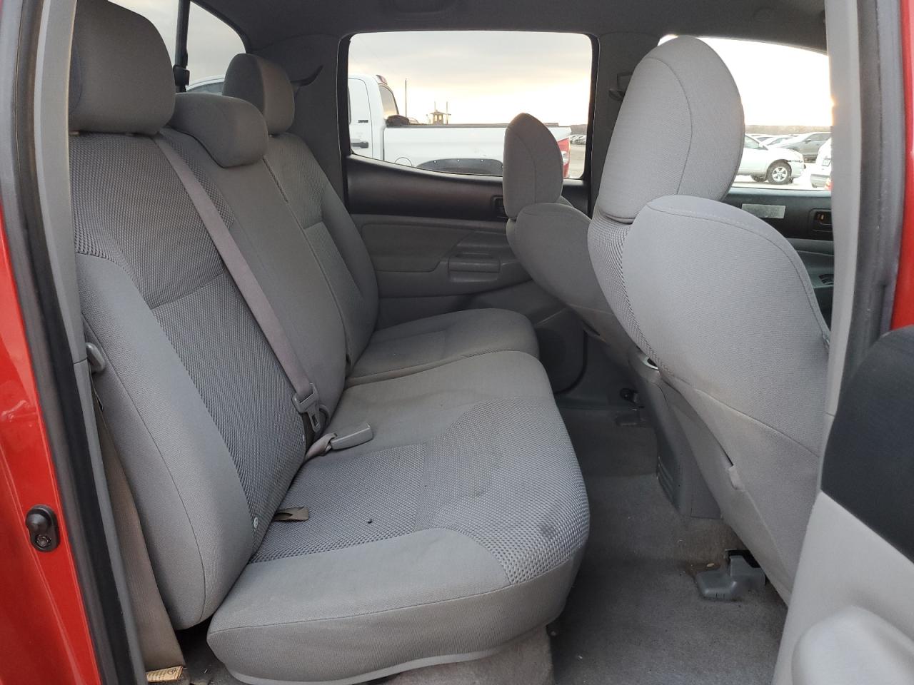 2010 Toyota Tacoma - Image 10