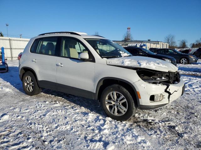  VOLKSWAGEN TIGUAN 2016 Білий