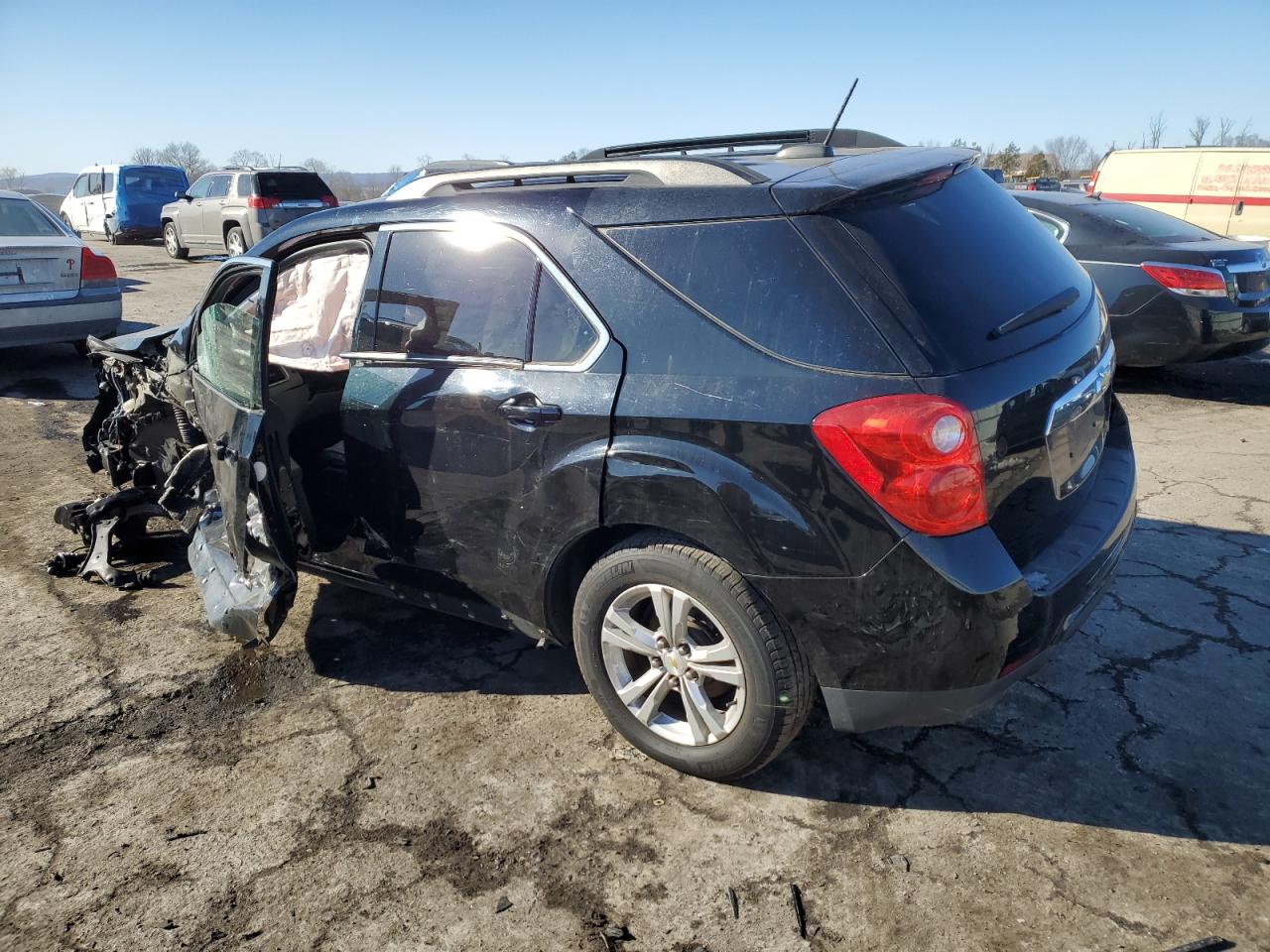 2015 Chevrolet Equinox - Image 2