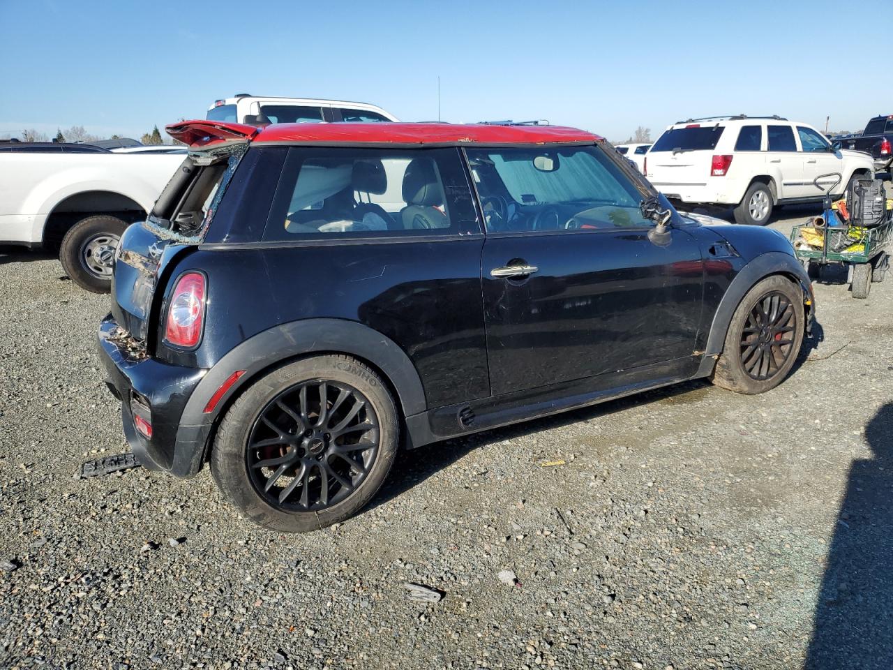 2013 MINI Cooper - Image 3