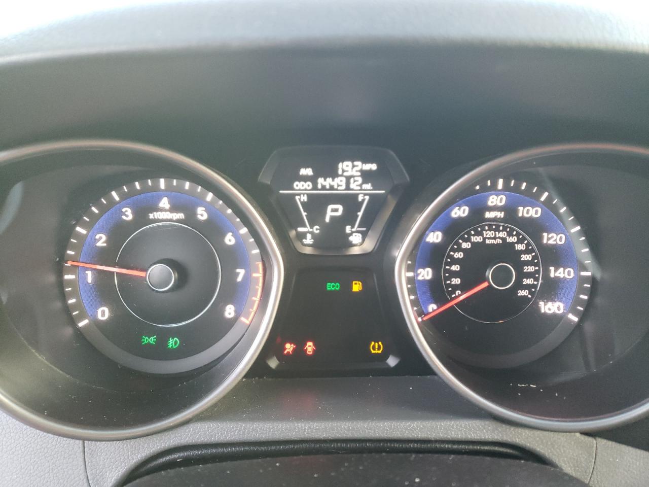 2012 Hyundai Elantra - Image 9