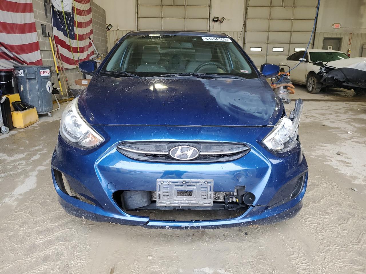 2016 Hyundai Accent - Image 5