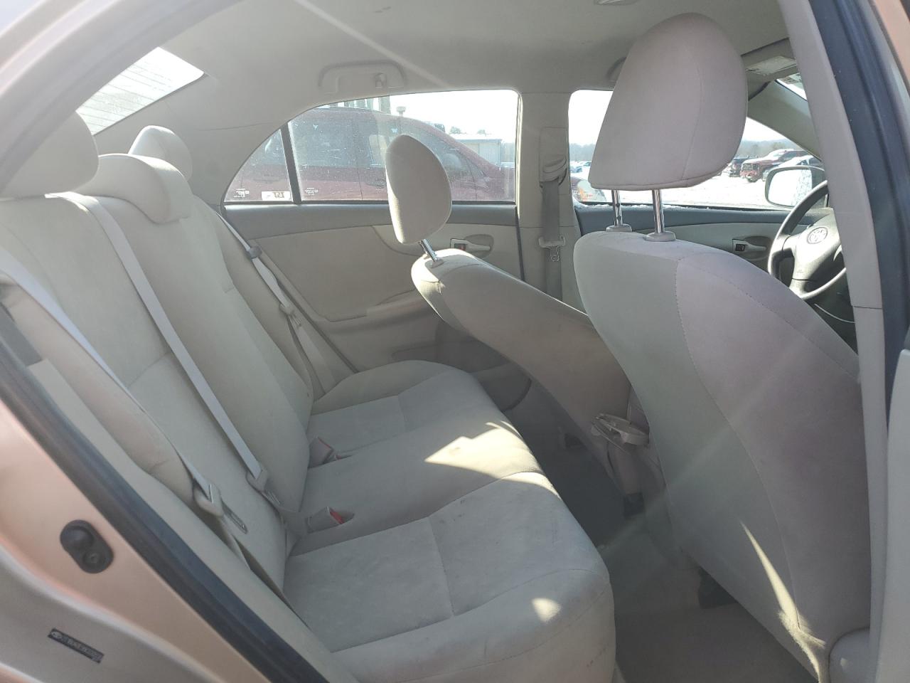 2009 Toyota Corolla - Image 11