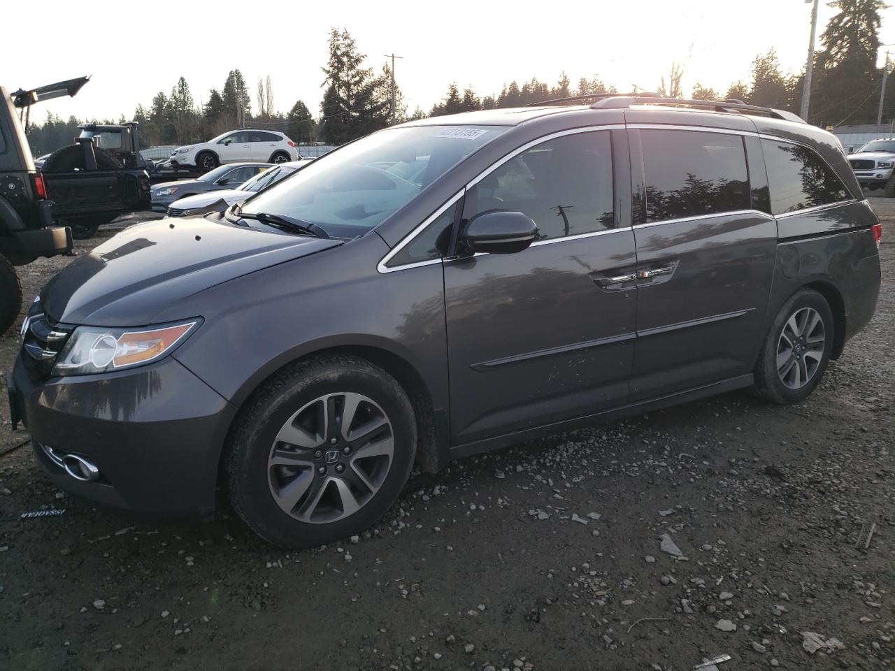 VIN 5FNRL5H9XFB032656 2015 HONDA ODYSSEY no.1