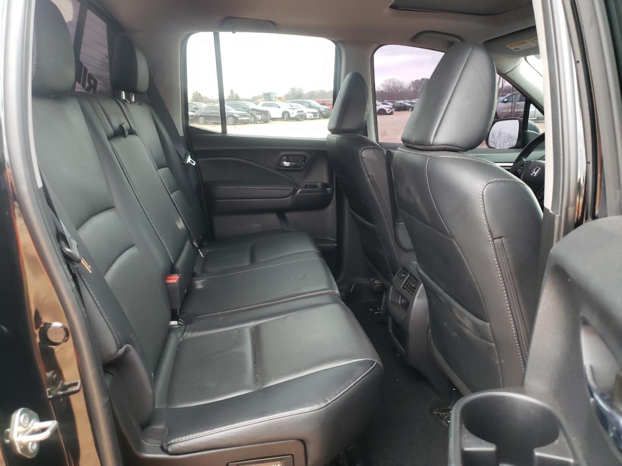 2019 Honda Ridgeline - Image 11