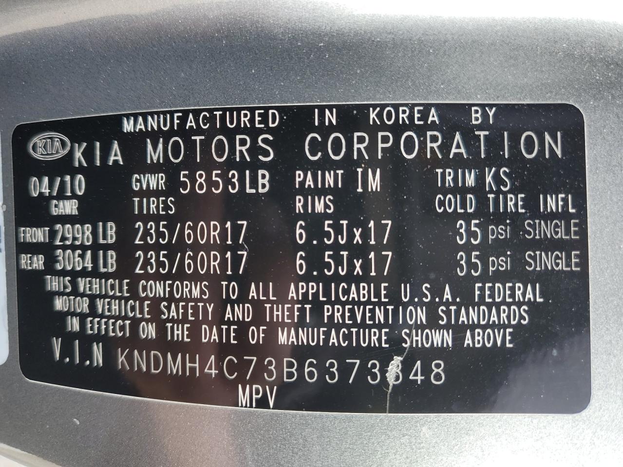2011 Kia Sedona - Image 13