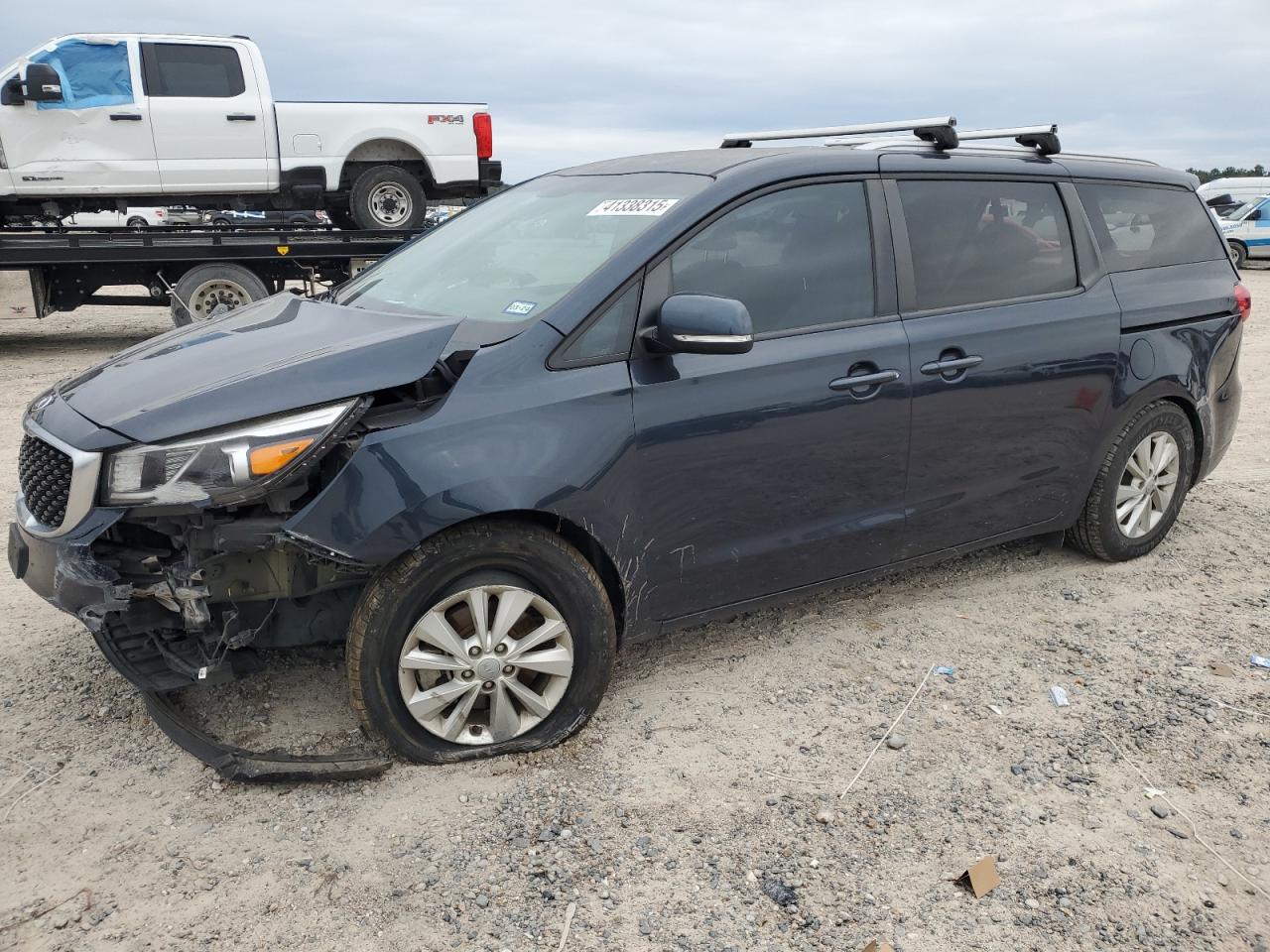 2016 Kia Sedona - Image 1