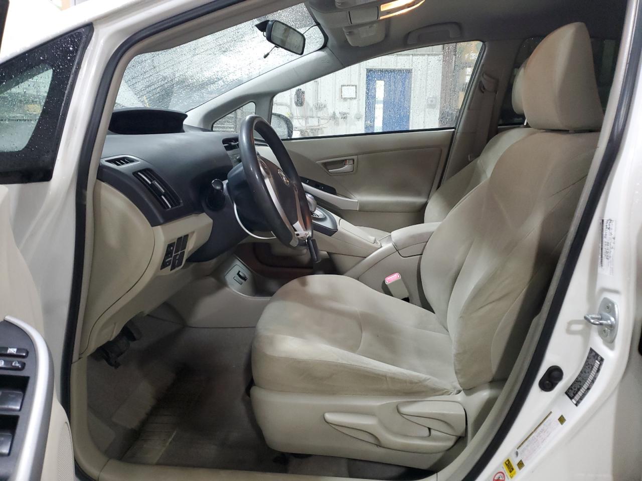 2010 Toyota Prius - Image 7