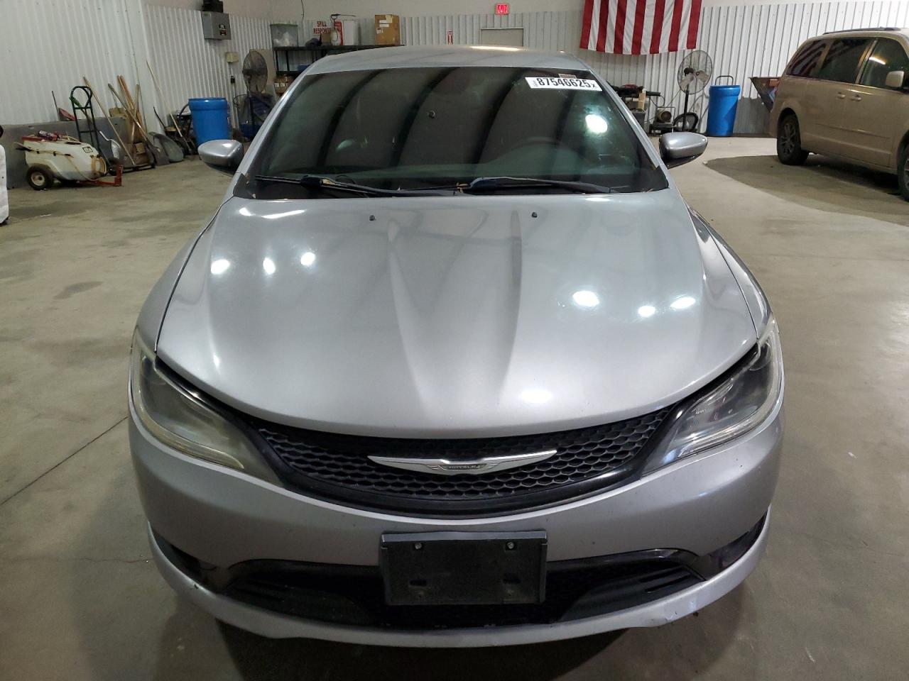 VIN 1C3CCCBB6FN505643 2015 CHRYSLER 200 no.5