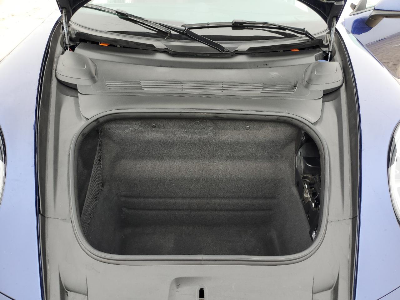 2024 Porsche 911 - Image 11