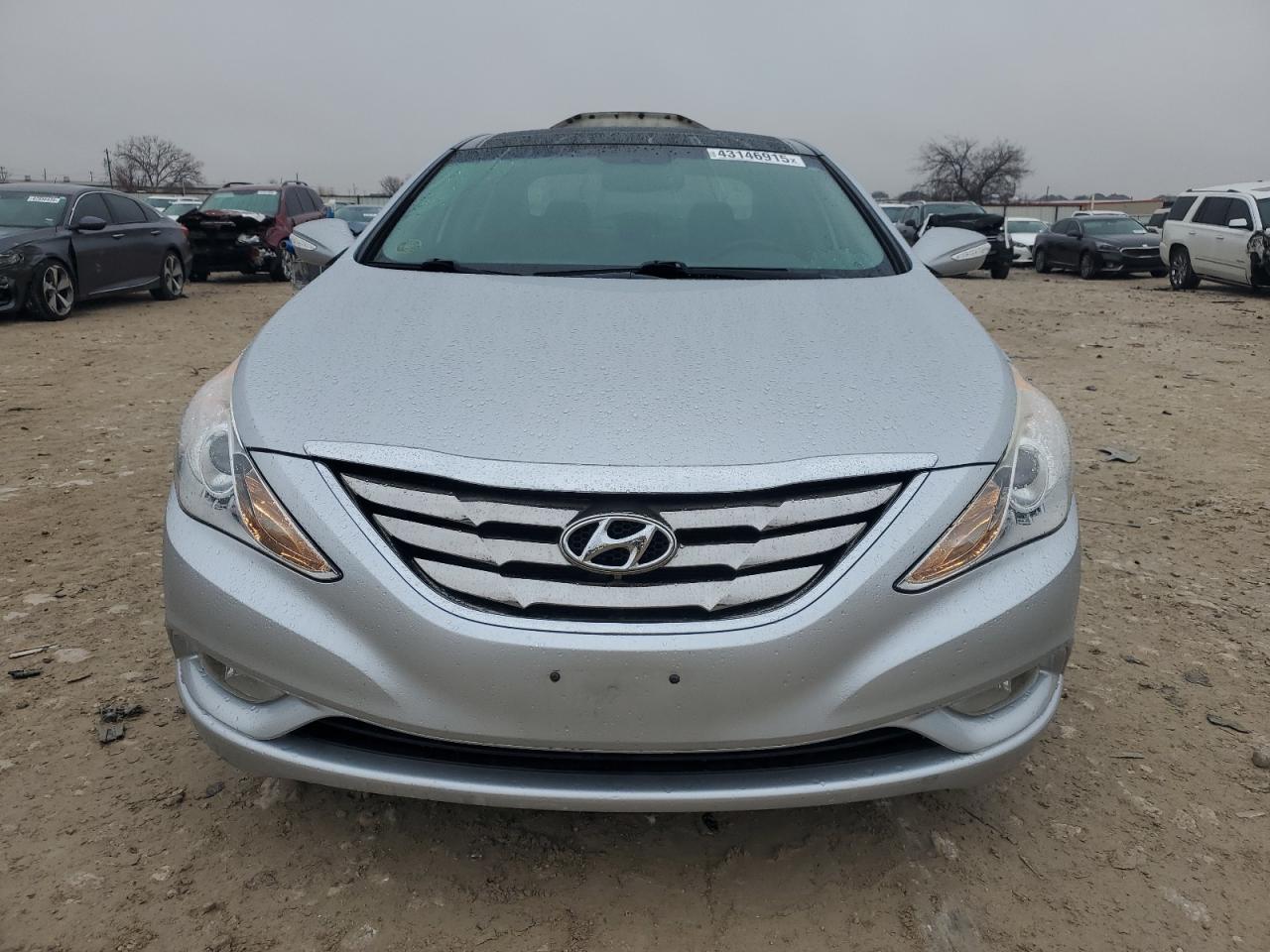 2012 Hyundai Sonata - Image 5