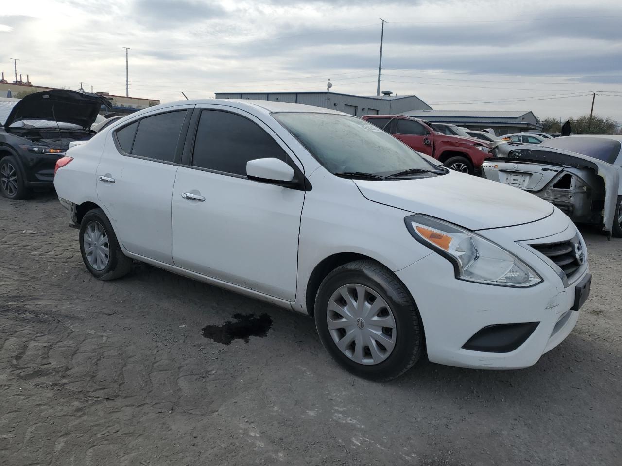 2015 Nissan Versa - Image 4
