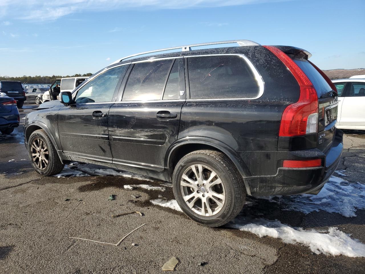 2014 Volvo XC90 - Image 2