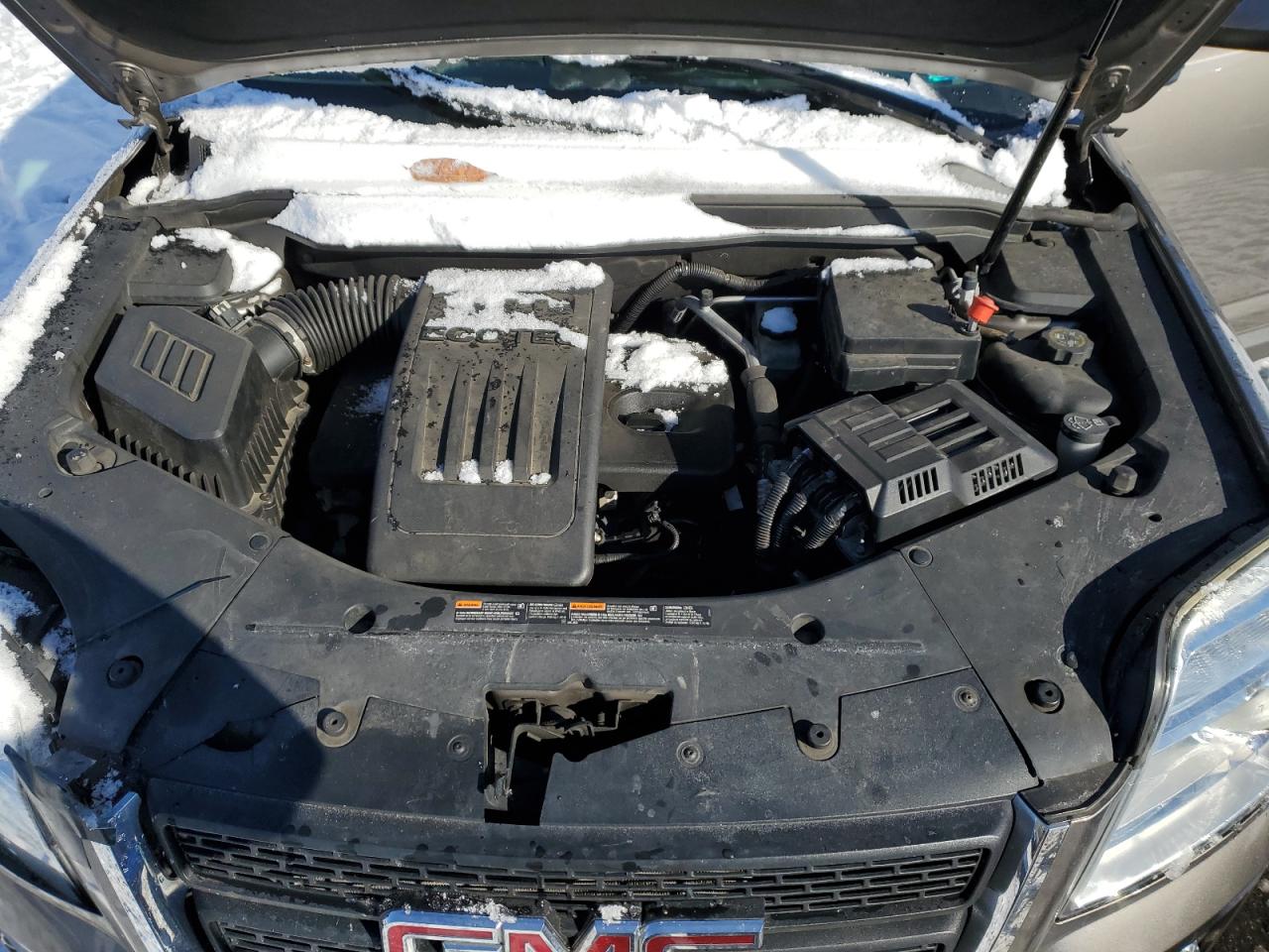2011 GMC Terrain - Image 12