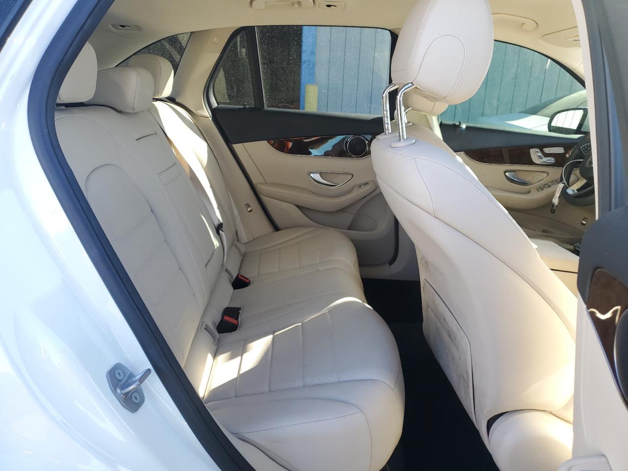 2018 Mercedes-Benz GLC - Image 11