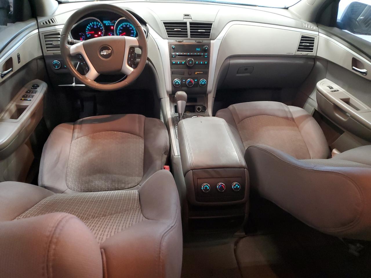 2012 Chevrolet Traverse - Image 8
