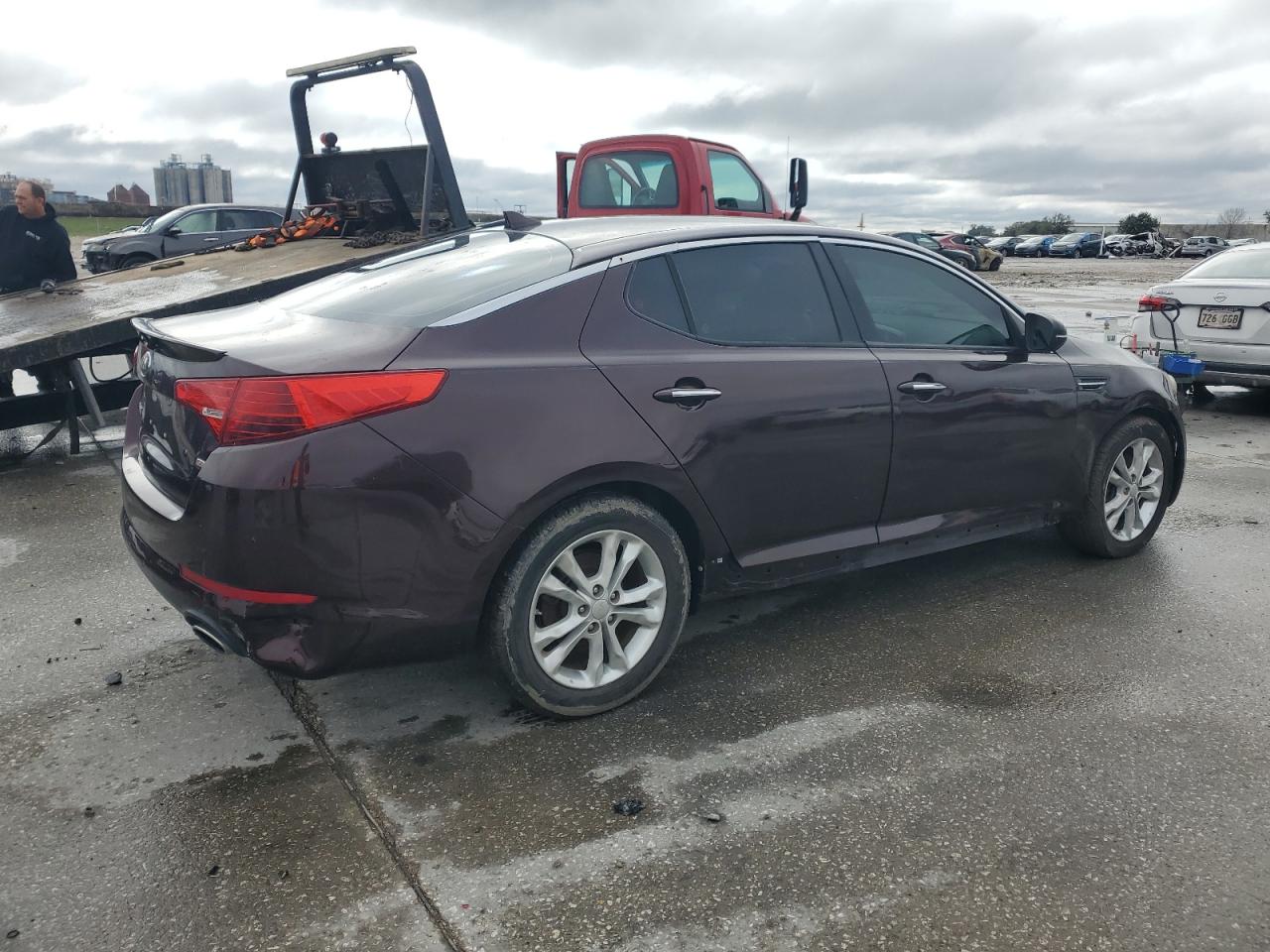 VIN 5XXGM4A71DG224839 2013 KIA OPTIMA no.3