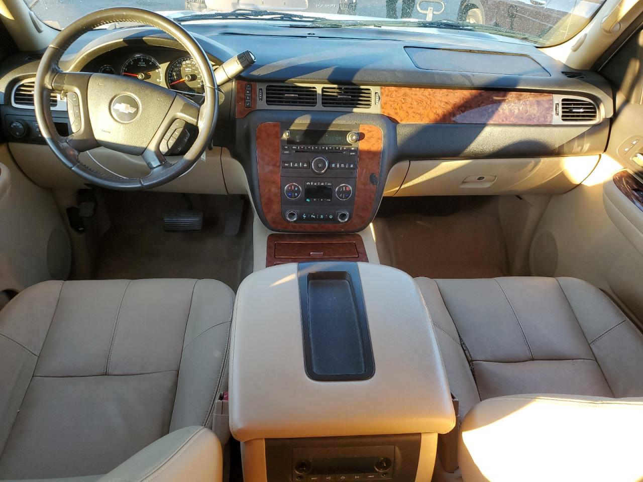 2008 Chevrolet Avalanche - Image 8