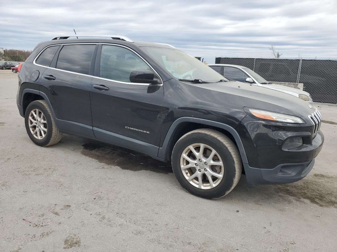 2014 Jeep Grand Cherokee - Image 4