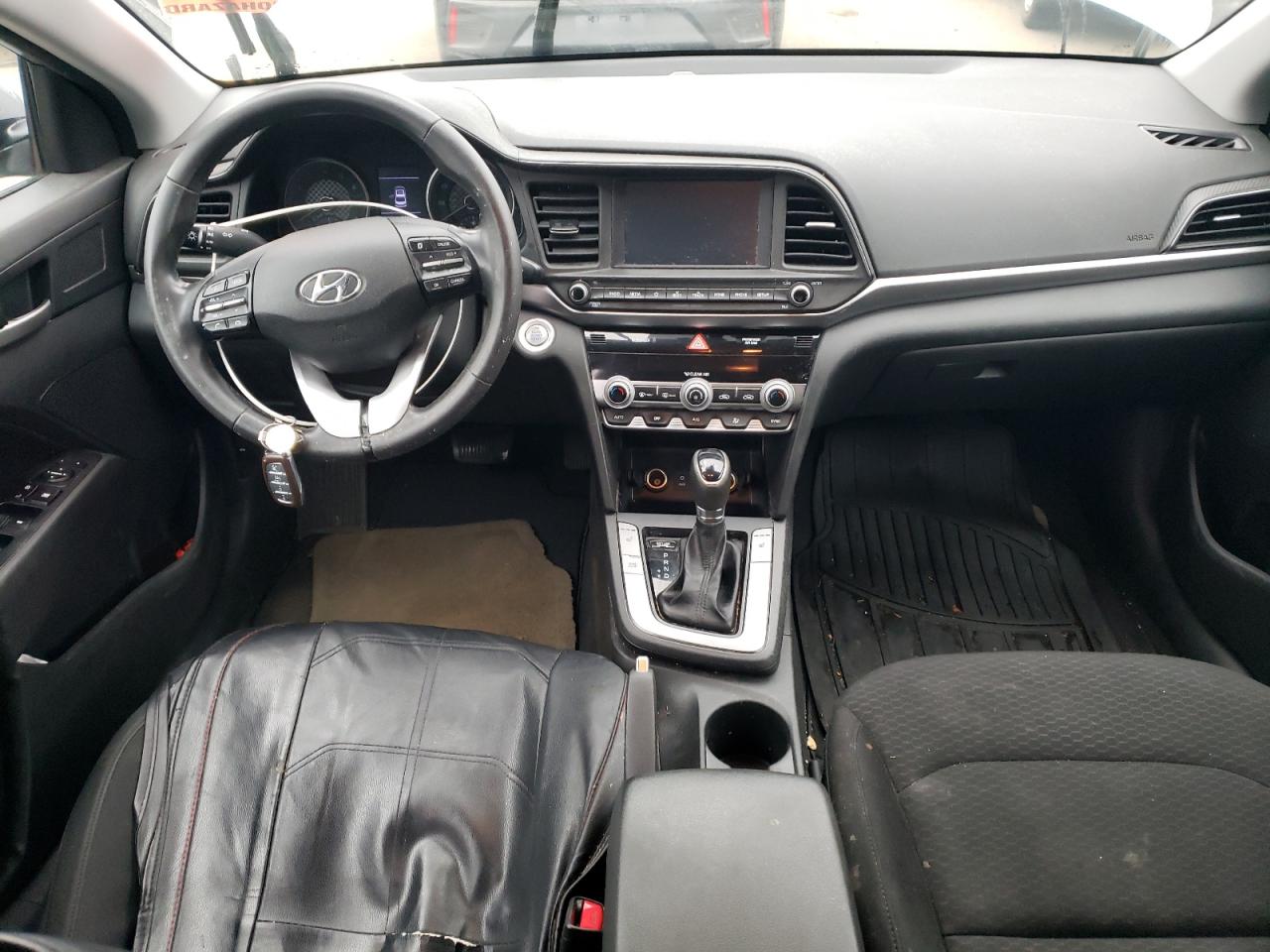 2020 Hyundai Elantra - Image 8