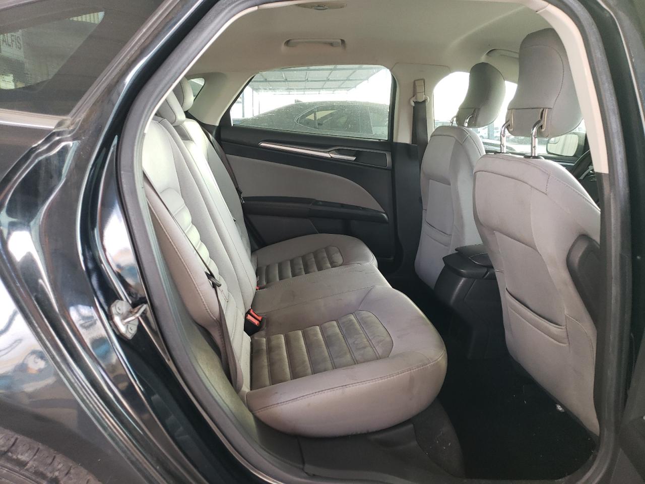 2014 Ford Fusion - Image 11