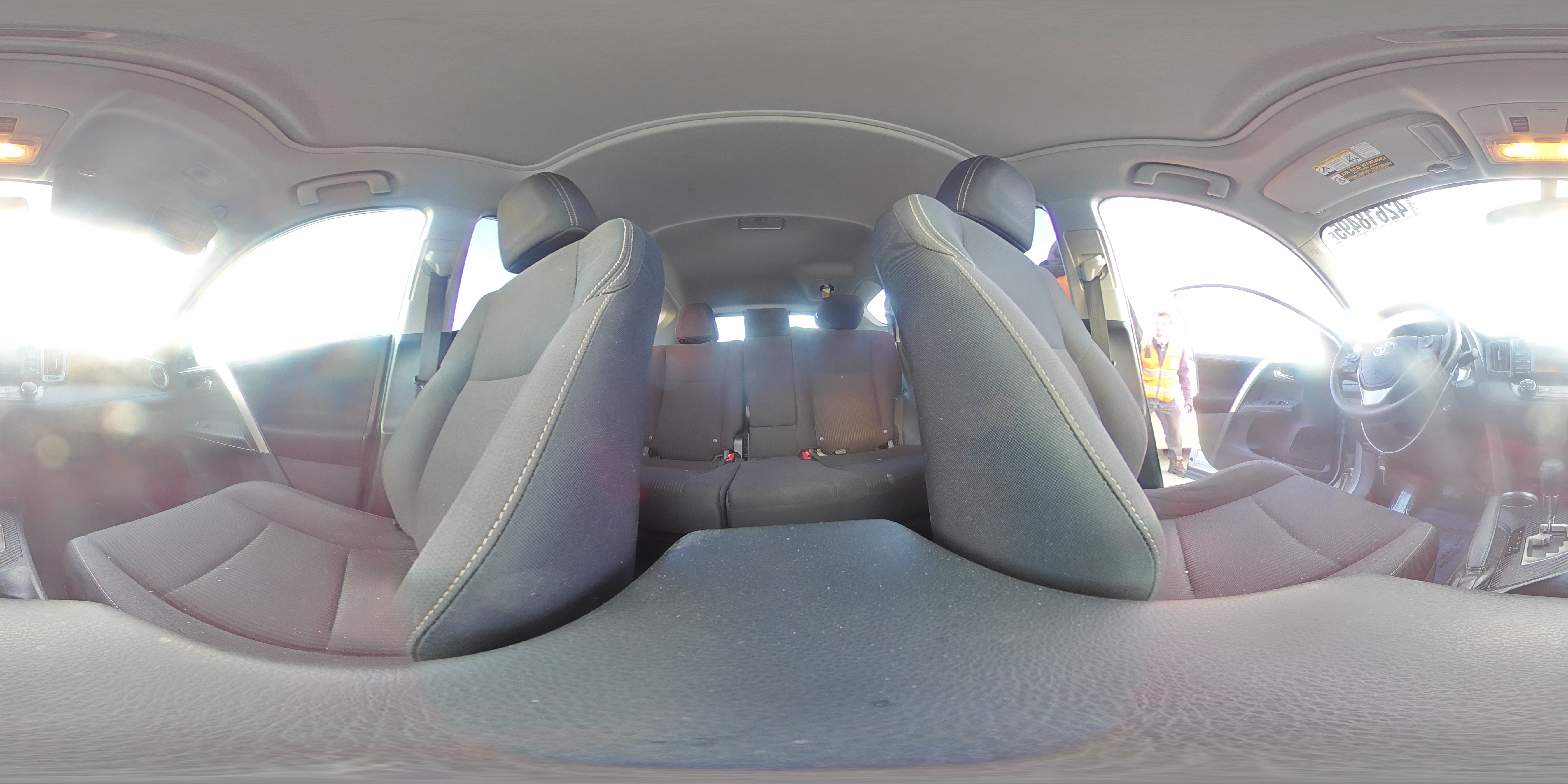 2014 Toyota RAV 4 - Image 12