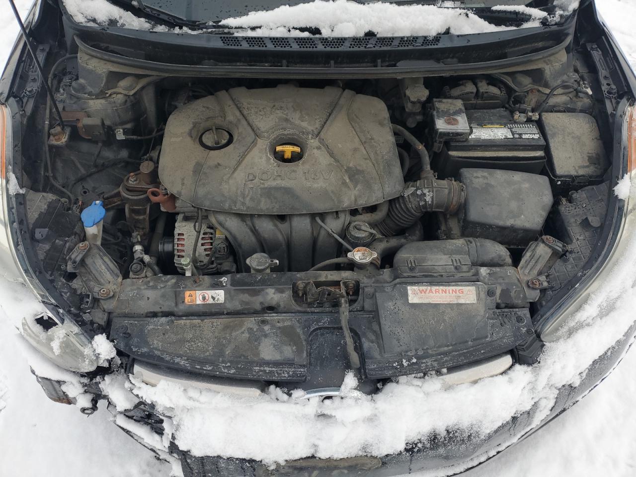 2013 Hyundai Elantra - Image 12
