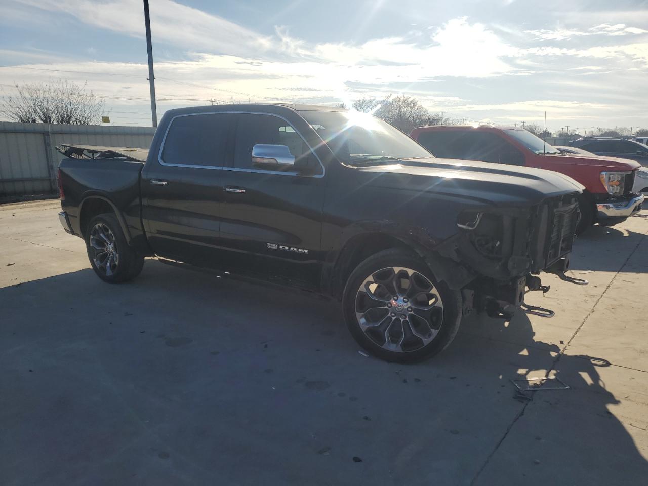 2019 RAM 1500 - Image 4