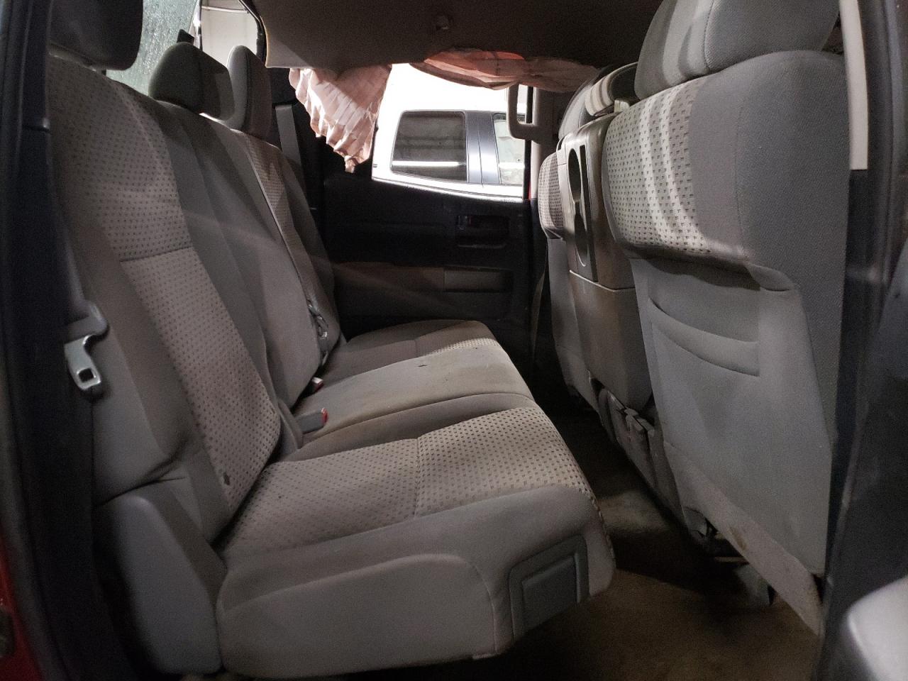 2010 Toyota Tundra - Image 10