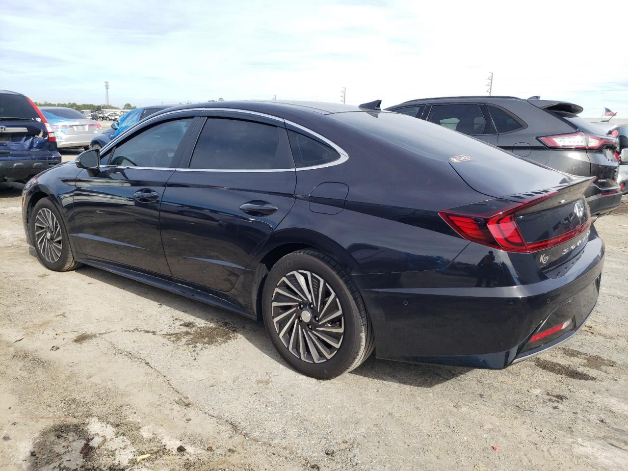 2023 Hyundai Sonata - Image 2