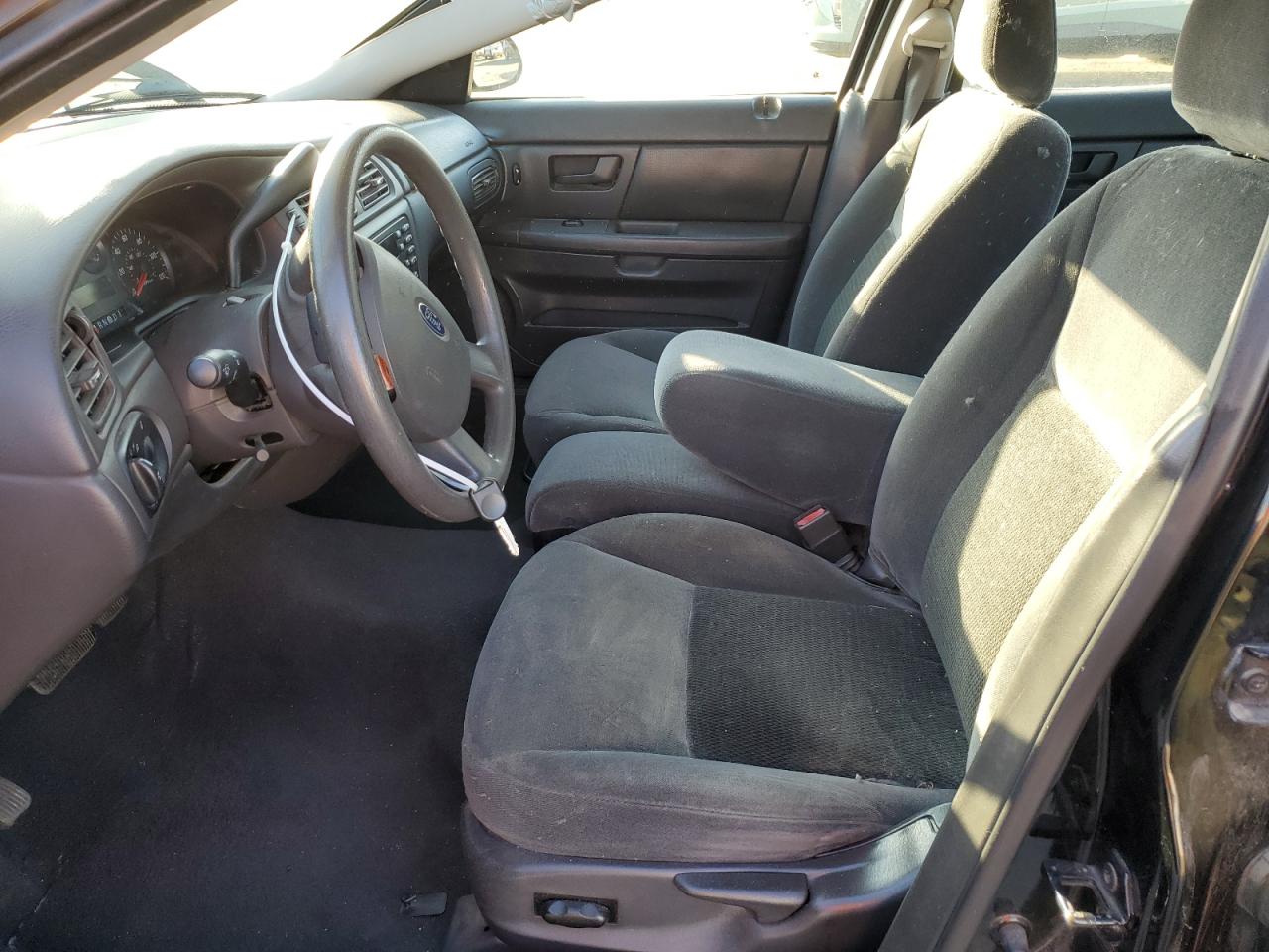 2006 Ford Taurus - Image 7