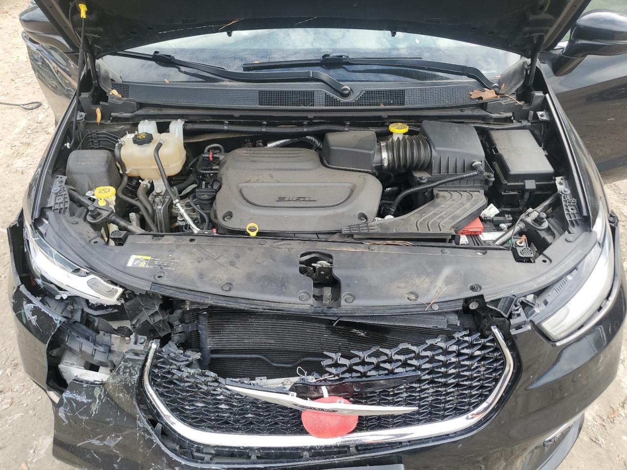 2021 Chrysler Pacifica - Image 13