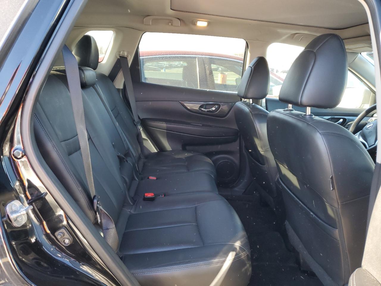2014 Nissan Rogue - Image 10