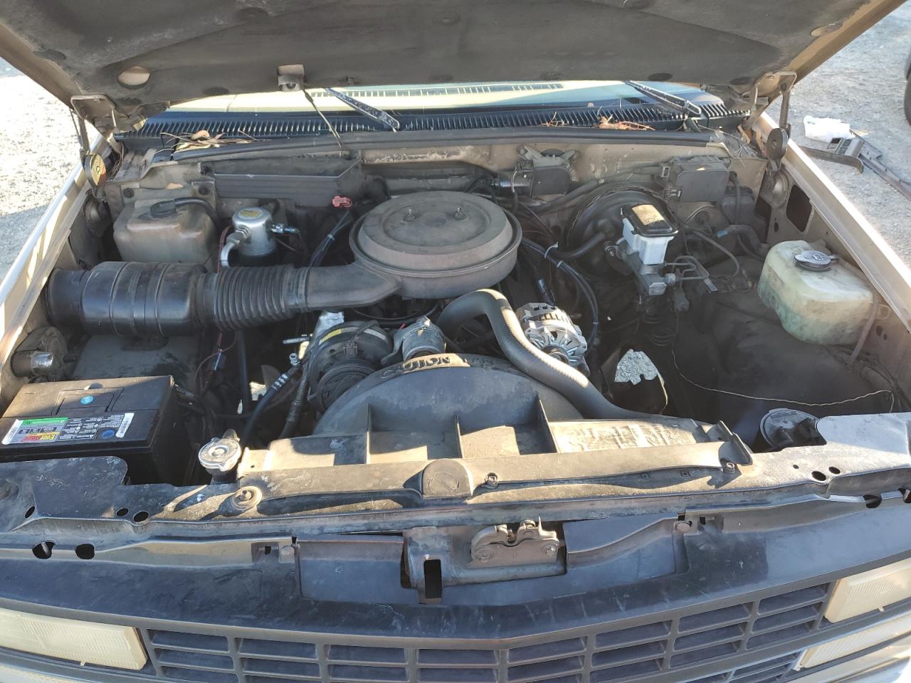 1993 Chevrolet GMT-400 - Image 11
