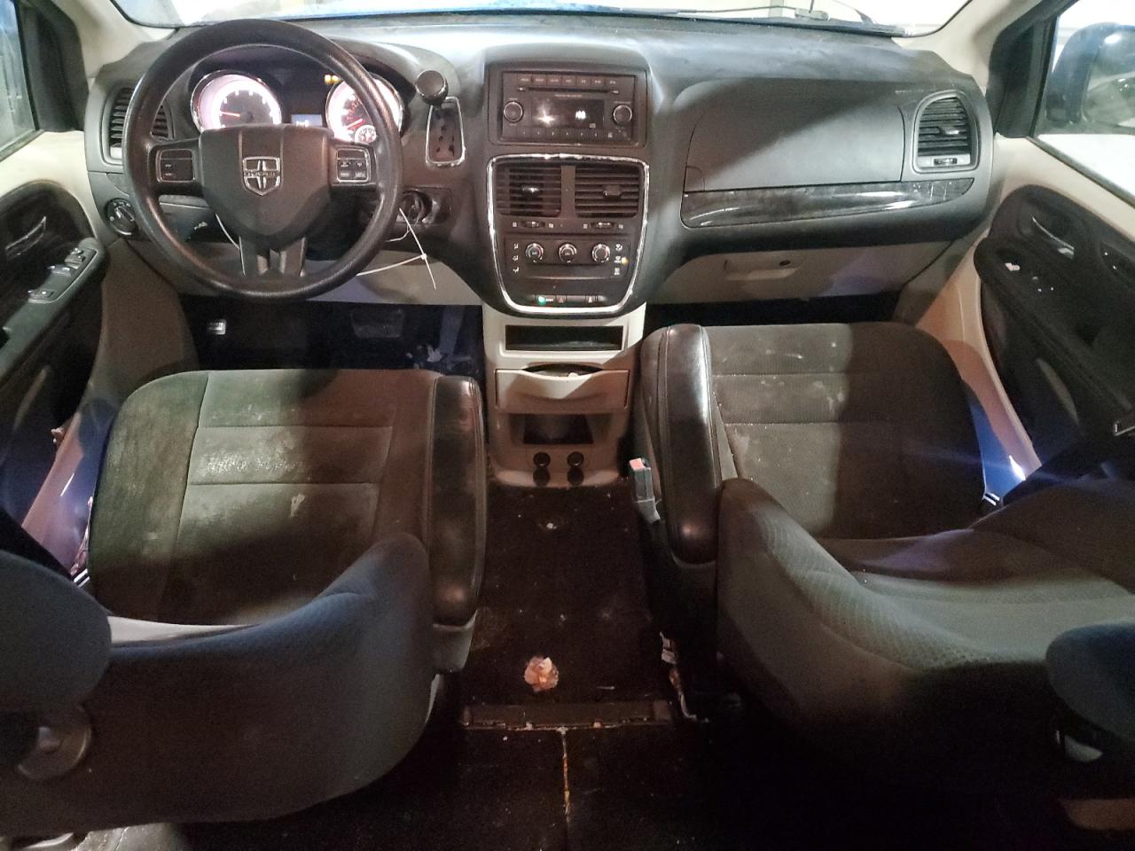 2016 Dodge Caravan - Image 8