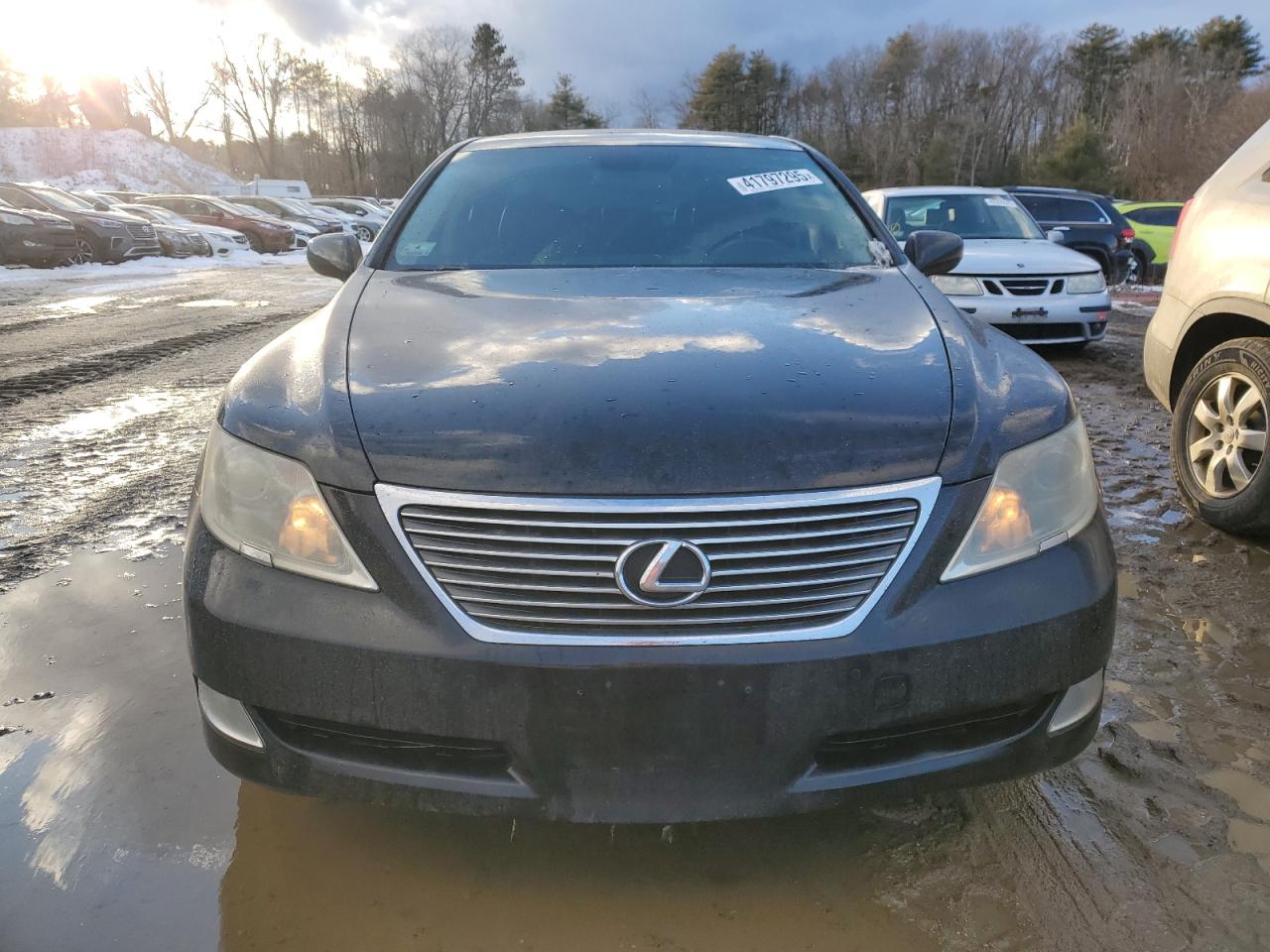2009 Lexus LS - Image 5