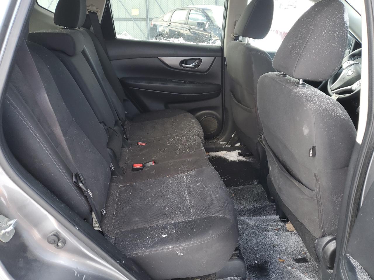 2016 Nissan Rogue - Image 11