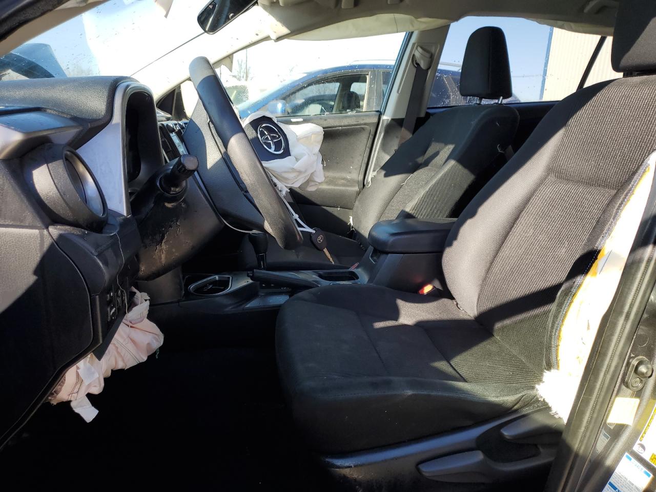 2017 Toyota RAV 4 - Image 7